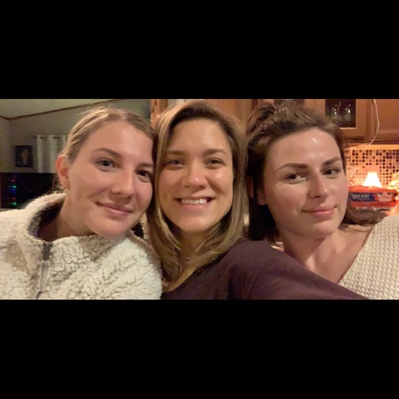 Meet your Posher, Brittany - Picture 2 of 2